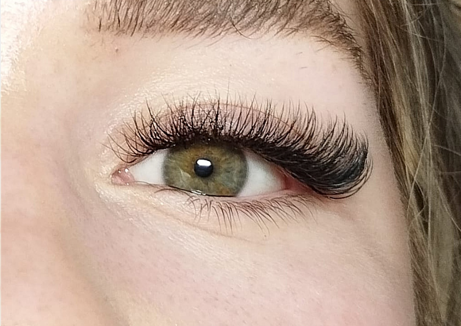 Prodlužování řas